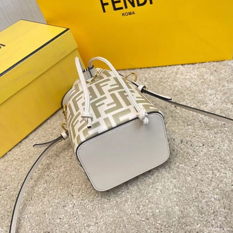 Cheap Leather Mon White Calf Motif Mini In Tresor Fendi Bag FF Bucket 0824